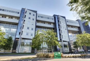 Bureaux à louer Préfecture - Proche gare  à Cergy - 95000