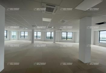 Location bureaux - Proximité ligne B du métro  à Cesson-Sévigné - 35510