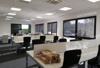 Location bureaux - Proche 4 voies Rennes Paris Laval  à Cesson-Sévigné - 35510