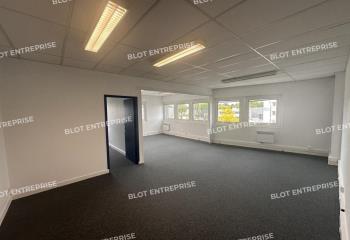Location bureaux - Proche lignes de bus