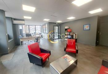 Location bureaux - N89 à 850m - 2min en voiture  à Ceyrat - 63122