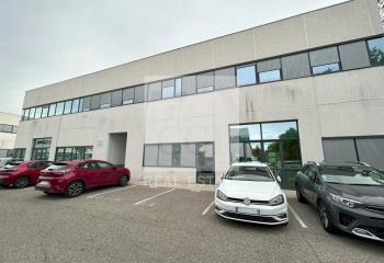 Location bureaux - Proche bus et gare de Vaise  à Champagne-au-Mont-d'Or - 69410