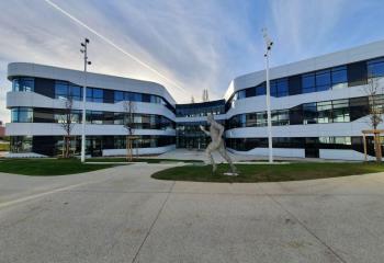 Location bureaux - Proche RN6 et axes routiers  à Champagne-au-Mont-d'Or - 69410