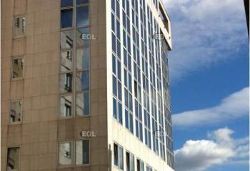 Location bureaux - Proche métro Liberté et périphérique  à Charenton-le-Pont - 94220