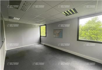 Location bureaux - Proche de la gare et de la rocade  à Chartres-de-Bretagne - 35131