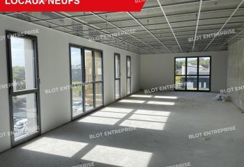 Location bureaux - Proche Rennes, accès rapide  à Châteaubourg - 35220