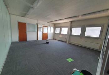 Location bureaux, proche de Champigny-sur-Marne et Saint-Maur-des-Fossés  à Chennevières-sur-Marne - 94430