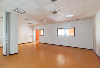 Bureau à louer proche autoroute et transports -  à Clermont-Ferrand - 63000