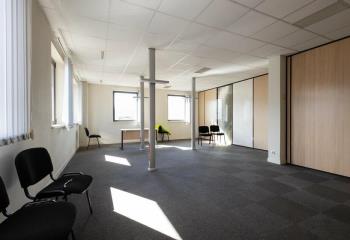 Location bureaux République - Proche CHU Estaing, bus et tramway
