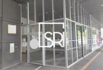 Bureaux à louer - Locaux lumineux  à Clermont-Ferrand - 63000