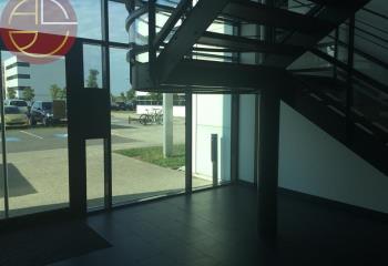 Bureaux à louer, proche rocade Arc en Ciel, bus et aéroport Blagnac