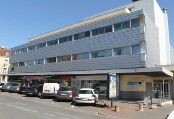Location bureaux - Proche RER D et autoroutes  à Corbeil-Essonnes - 91100