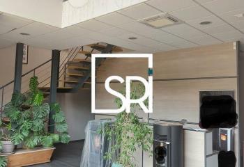 Location bureaux - Proche A75 et gare SNCF  à Coudes - 63114