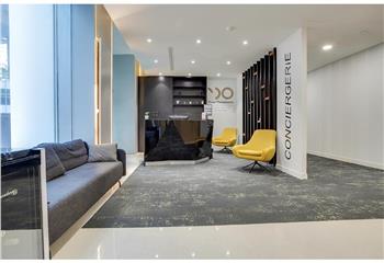 Location bureaux - La Défense, proche transports  à Courbevoie - 92400