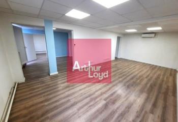 Location bureaux - Proche axes autoroutiers  à Cournon-d'Auvergne - 63800