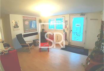 Location bureaux - Proche A75, A71, A89 et gare  à Cournon-d'Auvergne - 63800