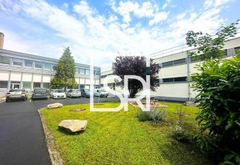 Location bureau - Proche A75, A71, A89 et gare  à Cournon-d'Auvergne - 63800