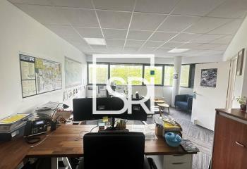 Location bureau (63800) - 55 m²  à Cournon-d'Auvergne - 63800