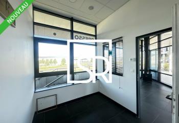Location bureaux dans le Centre d'Affaires du Zénith  à Cournon-d'Auvergne - 63800