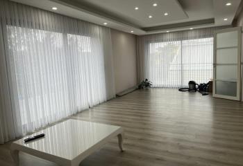 Location bureaux - Proche ligne 22