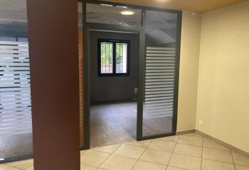 Location bureaux - Proche Mâcon Sud, Route Nationale  à Crêches-sur-Saône - 71680