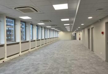 Location bureaux - Proche métro l'Échat et A4  à Créteil - 94000