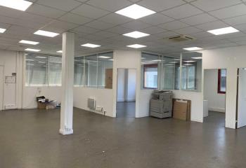 Location bureaux - Proche Métro et Bus-Université  à Créteil - 94000