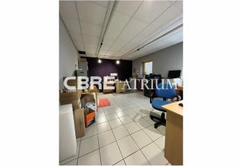 Bureau à louer à - Zone commercial secteur Carrefour
