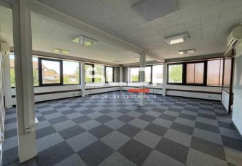 Bureaux à louer - A43  à Décines-Charpieu - 69150