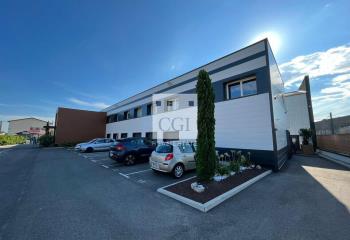 Location bureaux - Proche périphérique Laurent Bonnevay et tram  à Décines-Charpieu - 69150