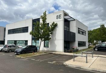 Location bureaux Station GIROUD au pied de l'immeuble