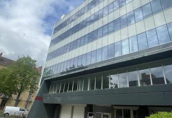 Location bureaux centre - Proche transports en commun et rocade