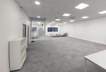 Location bureau Dommartin (69380) - 170 m²