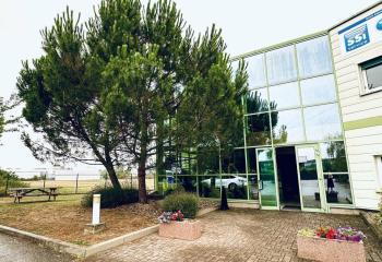 Location bureaux - Proche GCO et Gare SNCF  à Duttlenheim - 67120