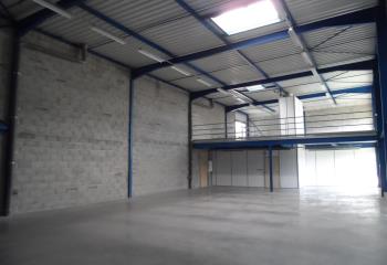 Location bureaux - Proche A480 et bus ligne C7  à Échirolles - 38130