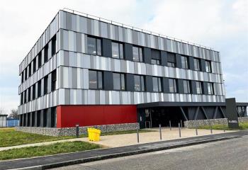 Location bureaux - Proche Aéroport Strasbourg-Entzheim et GCO  à Entzheim - 67960