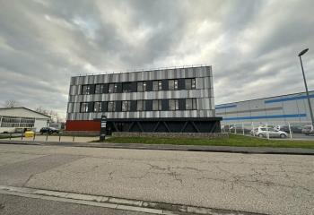 Location bureaux - Proximité aéroport et autoroute A35  à Entzheim - 67960