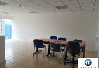 Bureau à la location Evreux - Au sein d'une ZAC  à Évreux - 27000