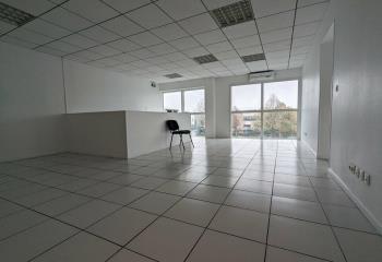 Bureaux à louer à Evreux dans une ZAC  à Évreux - 27000