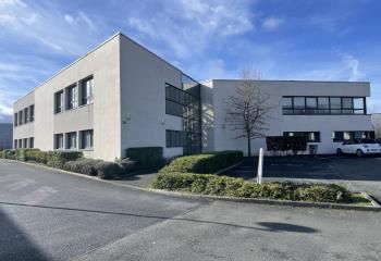 Location bureaux proche N154 vers A13 et Bus T7  à Évreux - 27000