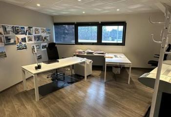 Location de bureau avec une cuisine équipée