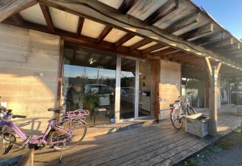 Location bureaux - Proche tram et commerces