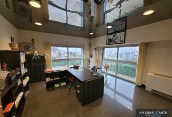 Location bureau accès via N242 et D820  à Félines - 07340