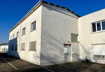 Location bureaux - Proche Tangentielle et transports  à Fleury-les-Aubrais - 45400