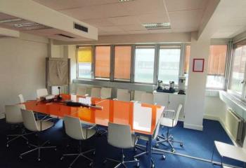 Location bureau Fontenay-sous-Bois (94120) - 894 m²  à Fontenay-sous-Bois - 94120