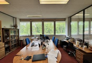 Location bureau - Proche RER Val de Fontenay  à Fontenay-sous-Bois - 94120