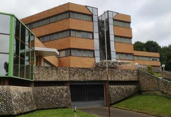 Location de bureaux - À seulement 10 min d'Agen  à Foulayronnes - 47510