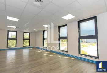 Location bureaux - Proche D6, aéroport et gare TGV