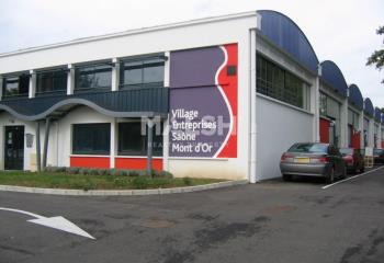 Location bureaux - Proche gare et autoroute A46  à Genay - 69730