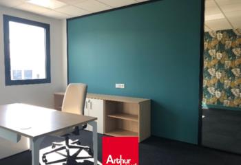 Location bureaux - Proche A46 et gare de Neuville-sur-Saône  à Genay - 69730